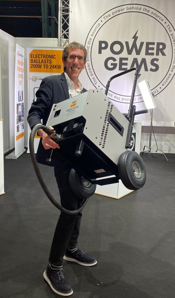 Roberto Sacristan Gomez of Aluzine Madrid rentals with a Power Gems 18K EB1812P HMI ballast